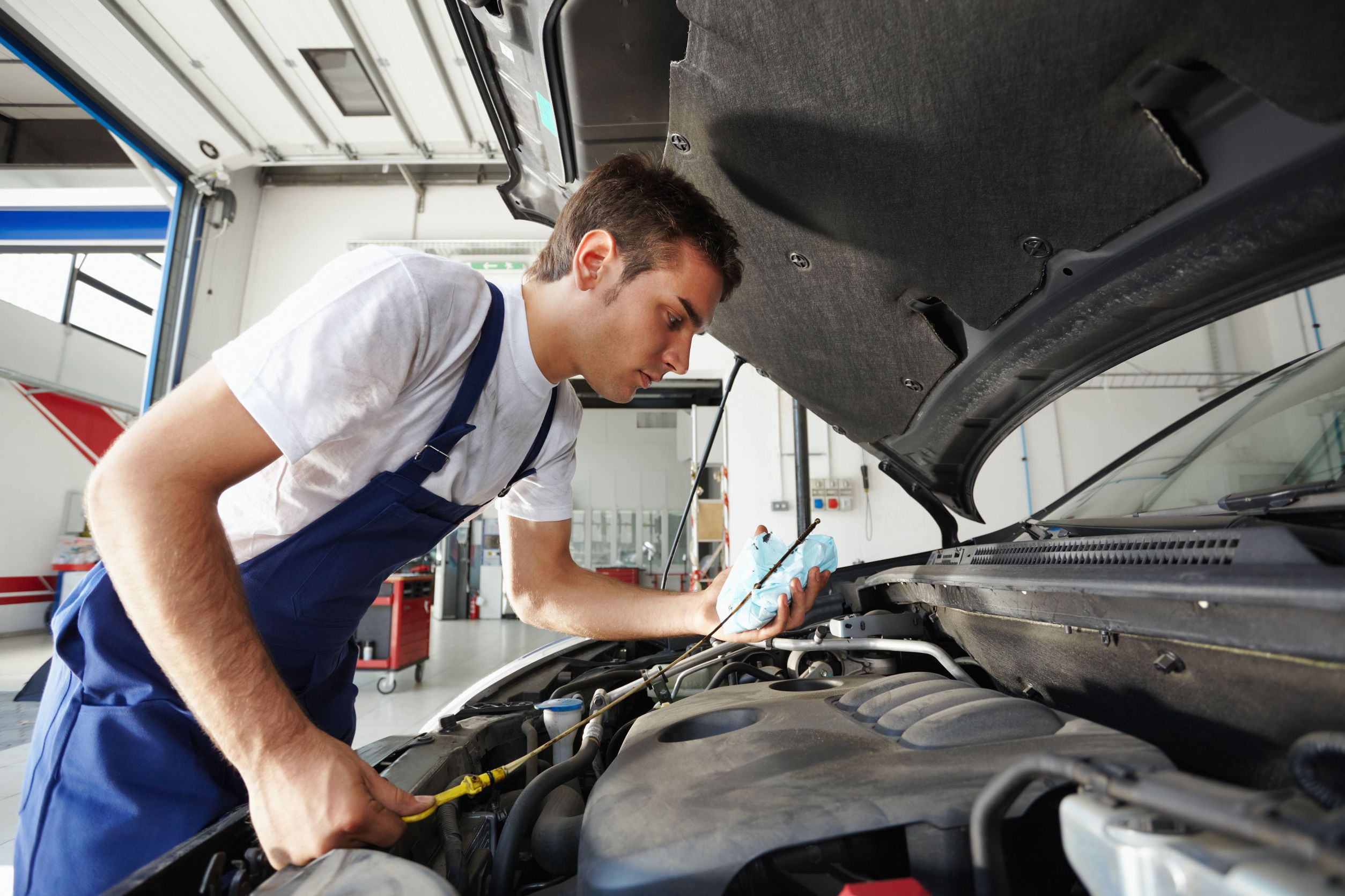 Understanding the Benefits of Using Used Auto Parts in Chicago